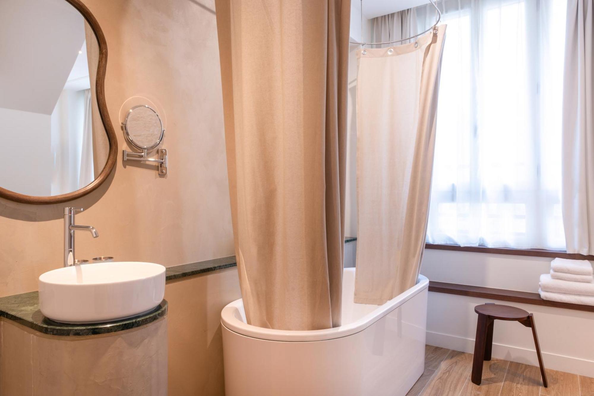 Le Lampika Hotel Париж Стая снимка