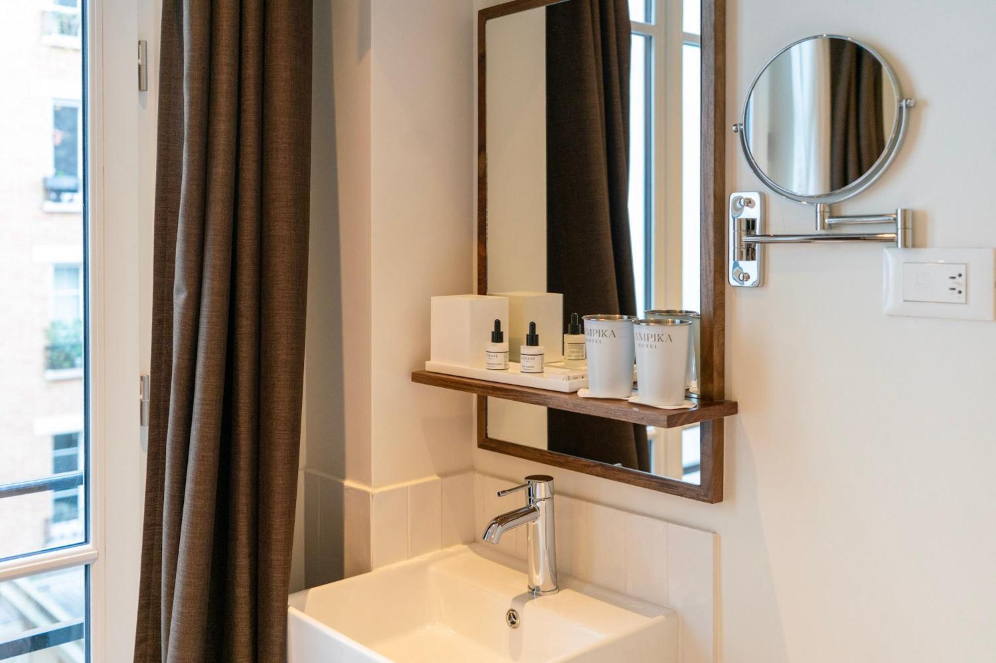 Le Lampika Hotel Париж Екстериор снимка